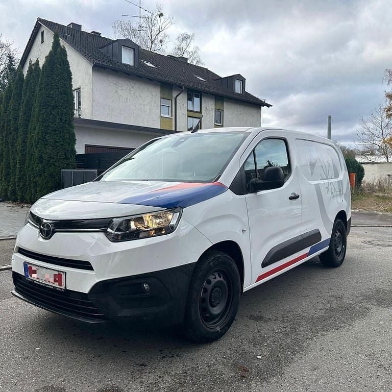 Gebraucht Toyota Proace City City 131 PS (96 kW) 2020 Weiß Van / Kleinbus