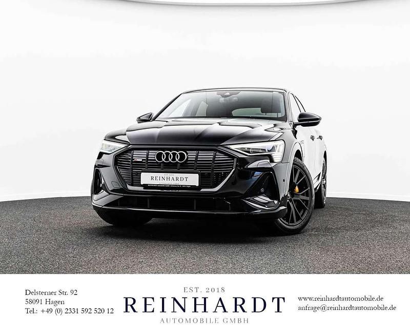 Mythosschwarz metallic Gebraucht 2021 Audi e-tron S-Line SUV | 37.620 € (Teuer) - Bild 1/3