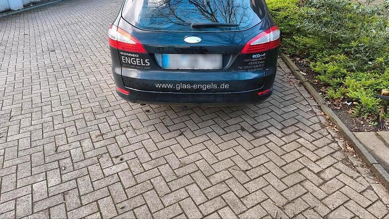 Gebraucht Ford Mondeo 140 PS (102 kW) 2009 Schwarz Kombi
