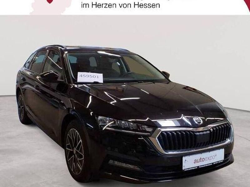 Blackmagic perleffekt Gebraucht 2022 Skoda Octavia Clever Kombi | 21.990 € (Guter Preis) - Bild 1/4