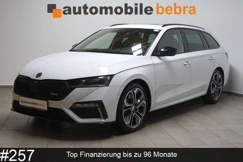 Moonweiss Gebraucht 2022 Skoda Octavia RS Kombi | 26.990 € (Guter Preis) - Bild 1/4