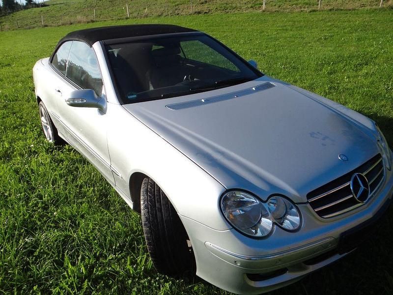 Silber Gebraucht 2007 Mercedes CLK200 Avantgarde Cabrio | 7.890 € (Superpreis) - Bild 1/4