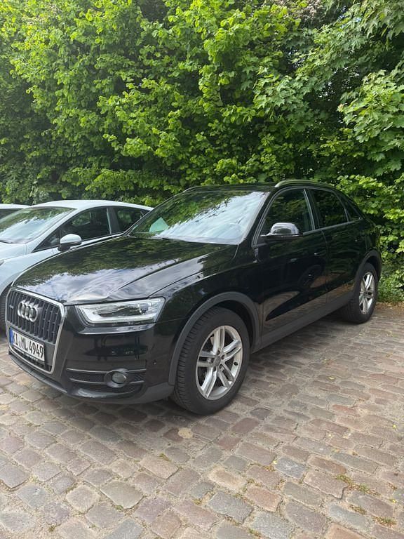 Schwarz Gebraucht 2014 Audi Q3 SUV | 11.700 € (Superpreis) - Bild 1/4