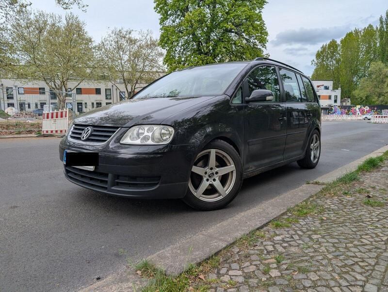 Schwarz Gebraucht 2005 VW Touran Van / Kleinbus | 1.499 € (Fairer Preis) - Bild 1/4