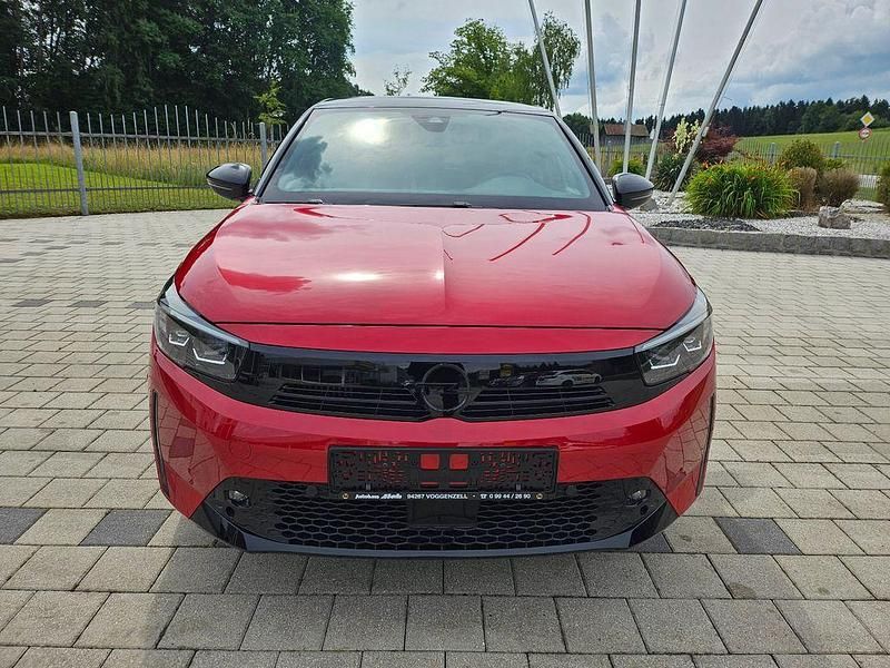 Gebraucht Opel Corsa 101 PS (74 kW) 2024 Rot Limousine