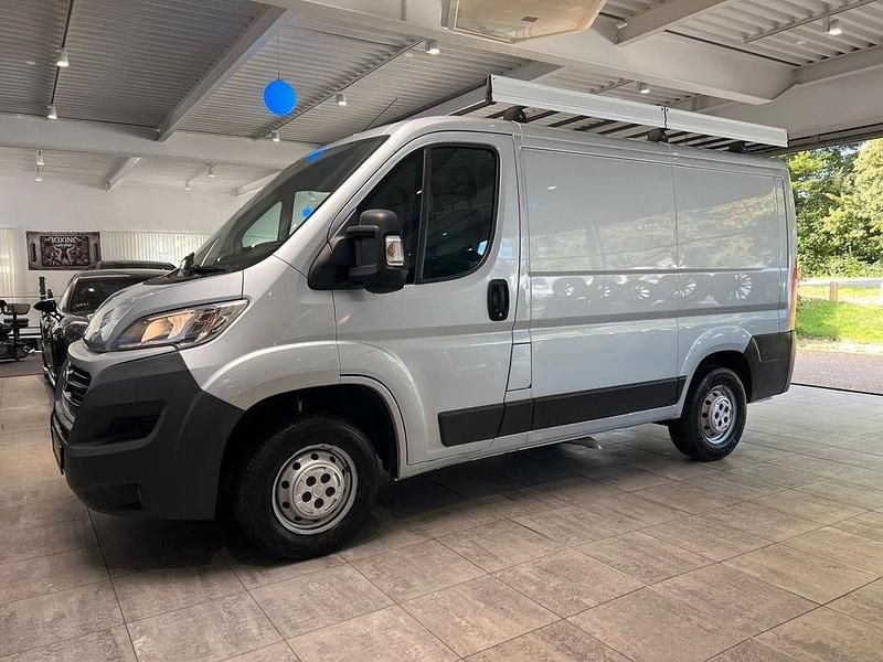 Silber Gebraucht 2015 Fiat Ducato Van | 11.490 € - Bild 1/4