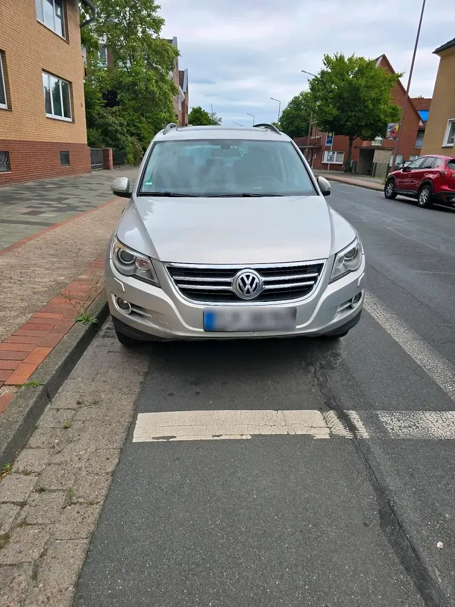 Gebraucht VW Tiguan 170 PS (125 kW) 2009 Silber SUV