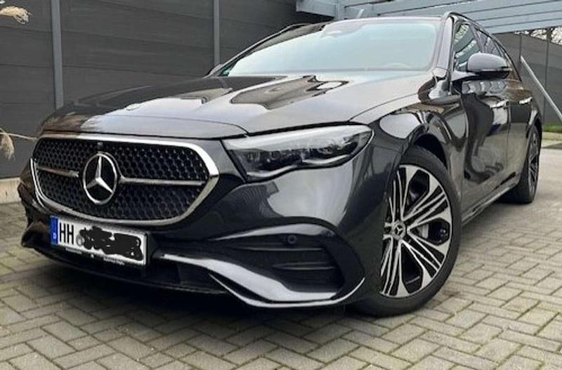 Gebraucht Mercedes E220 AMG 197 PS (144 kW) 2023 Grau Kombi