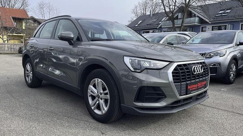 Gebraucht Audi Q3 Basis 150 PS (110 kW) 2021 Grau SUV