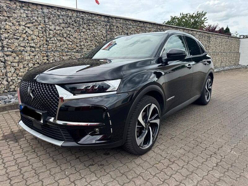 Schwarz Gebraucht 2019 DS Automobiles DS7 Crossback Grand Chic SUV | 20.900 € (Teuer) - Bild 1/4