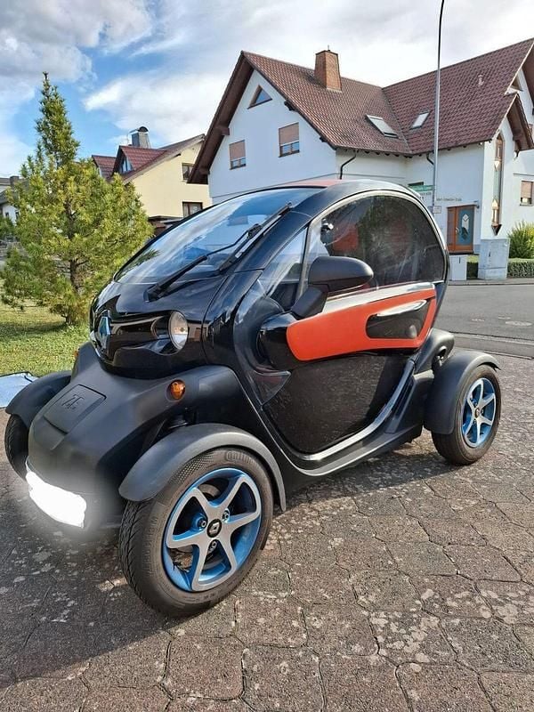 Schwarz Gebraucht 2012 Renault Twizy Kleinwagen | 4.499 € (Etwas zu teuer) - Bild 1/4