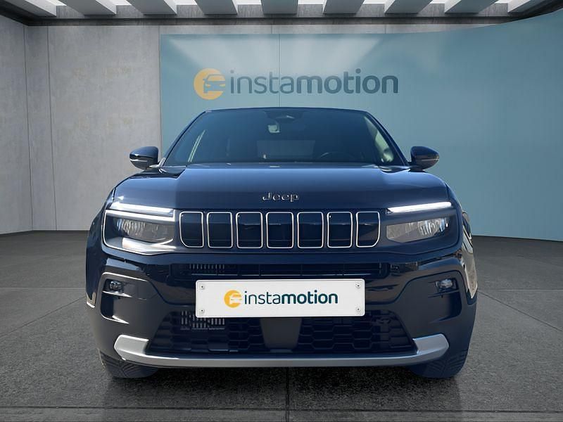 Neu Jeep Avenger 110 PS (80 kW) 2025 Schwarz SUV