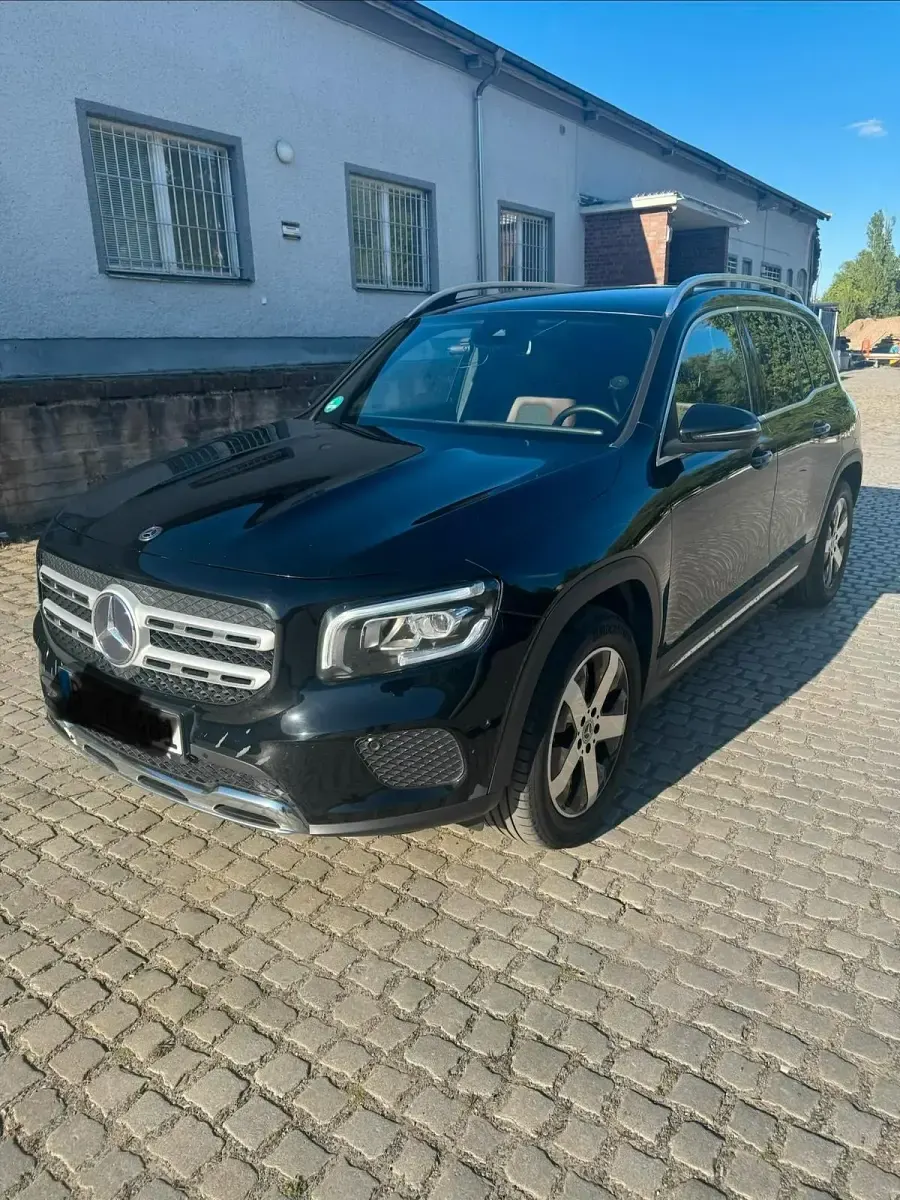 Gebraucht Mercedes GLB200 160 PS (117 kW) 2020 Schwarz SUV