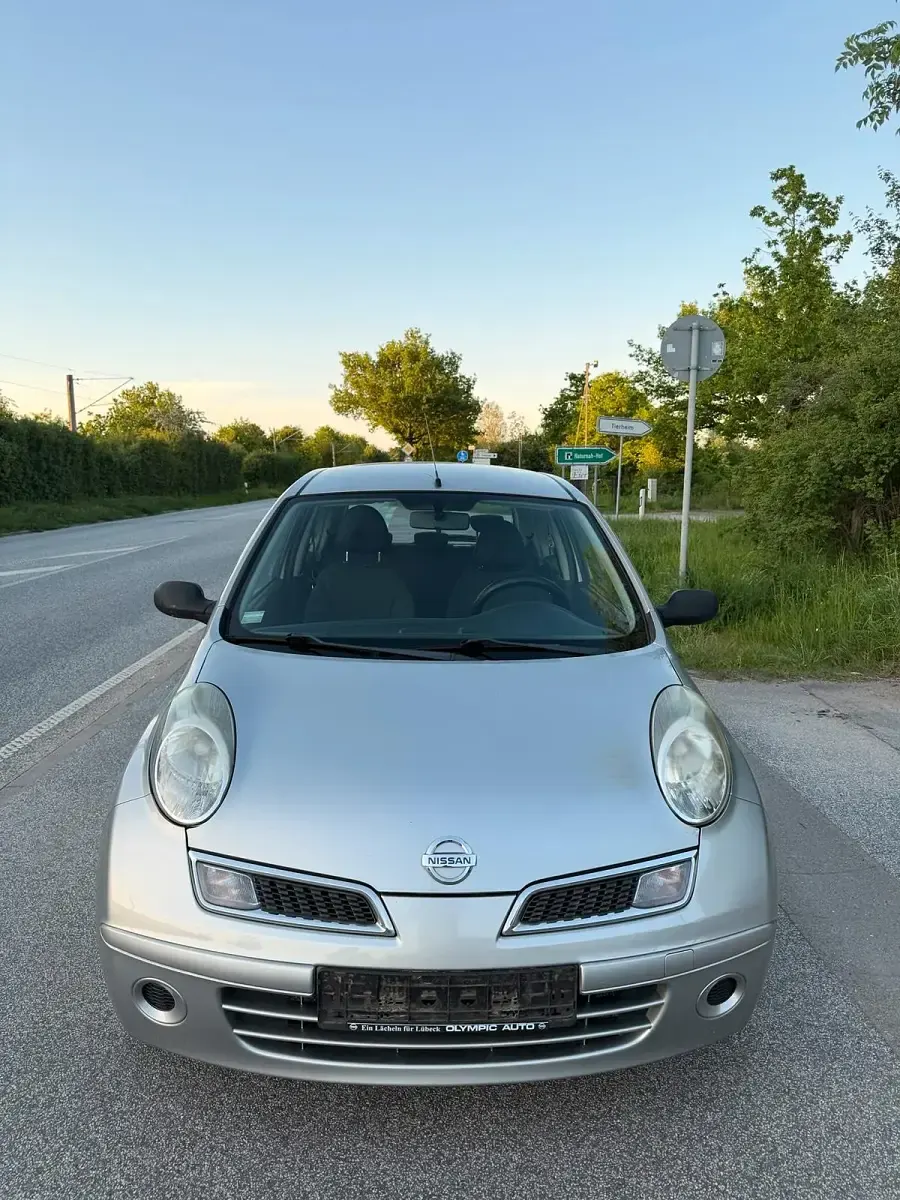 Gebraucht Nissan Micra Pure 65 PS (47 kW) 2009 Silber Kleinwagen