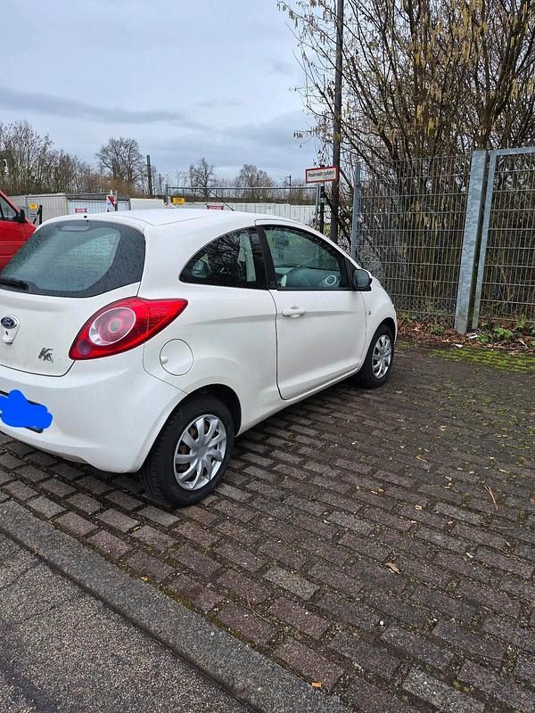 Gebraucht Ford Ka 55 PS (40 kW) 2009 Weiß Kleinwagen