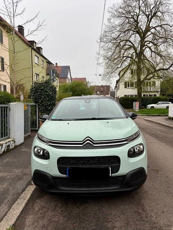 Gebraucht Citroën C3 Feel 83 PS (61 kW) 2019 Grün Kleinwagen