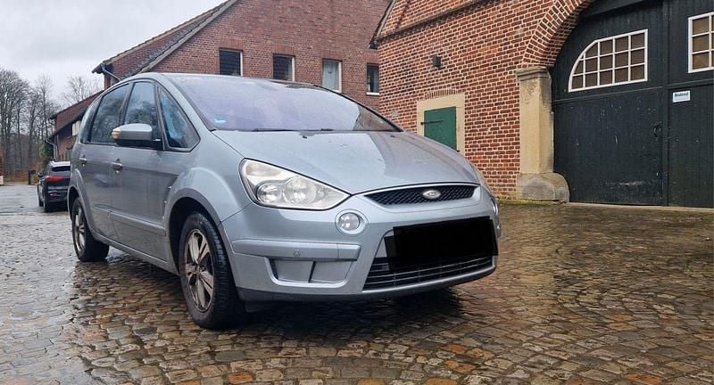 Second-hand Ford S-MAX S 140 CP (102 kW) 2009 Gri Monovolum