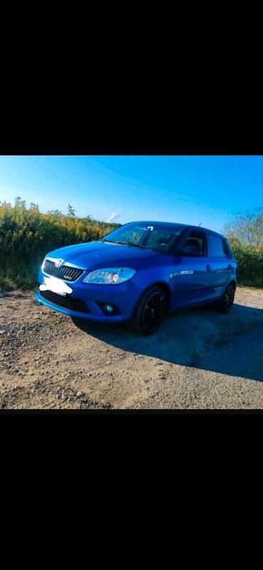 Gebraucht Skoda Fabia RS 175 PS (128 kW) 2013 Blau Limousine