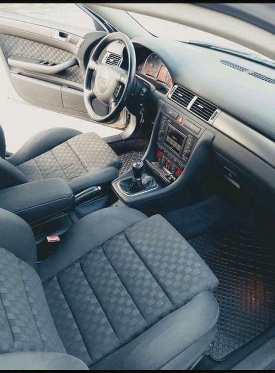 Gebraucht Audi A6 179 PS (131 kW) 2002 Silber Kombi
