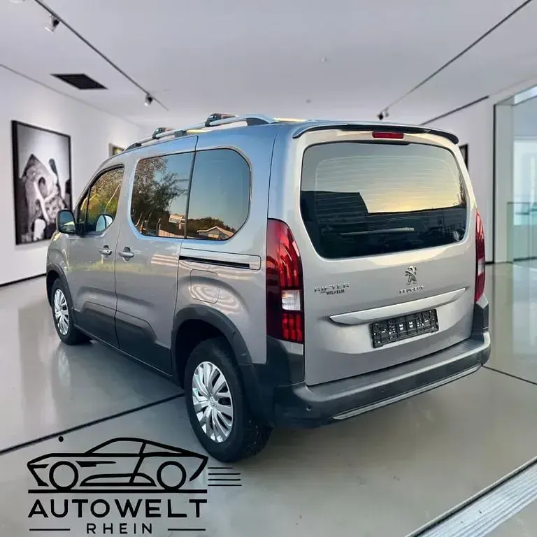 Gebraucht Peugeot Rifter Active 110 PS (80 kW) 2021 Grau Van / Kleinbus