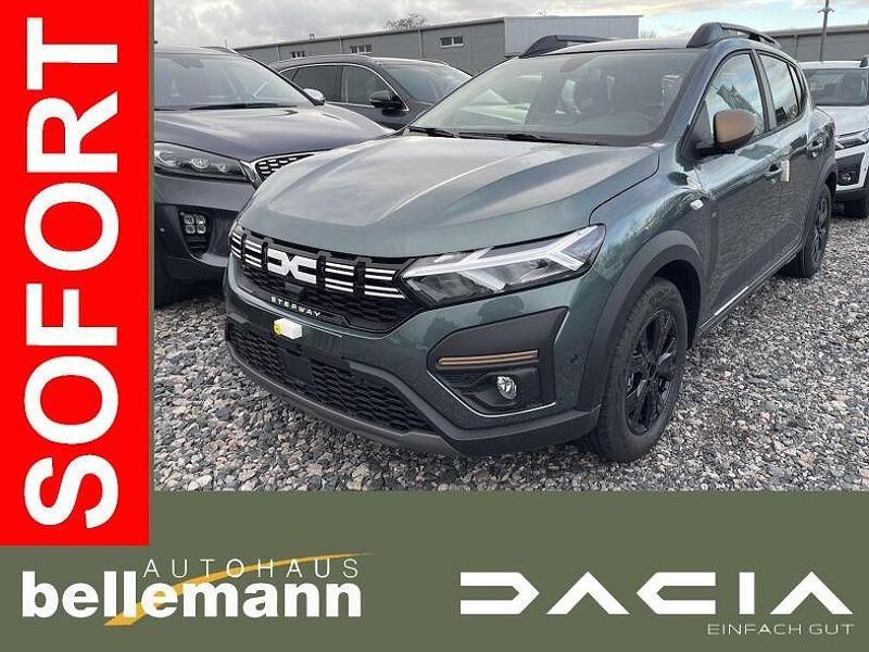 Grün Gebraucht 2024 Dacia Sandero Extreme Kleinwagen | 18.980 € (Fairer Preis) - Bild 1/4