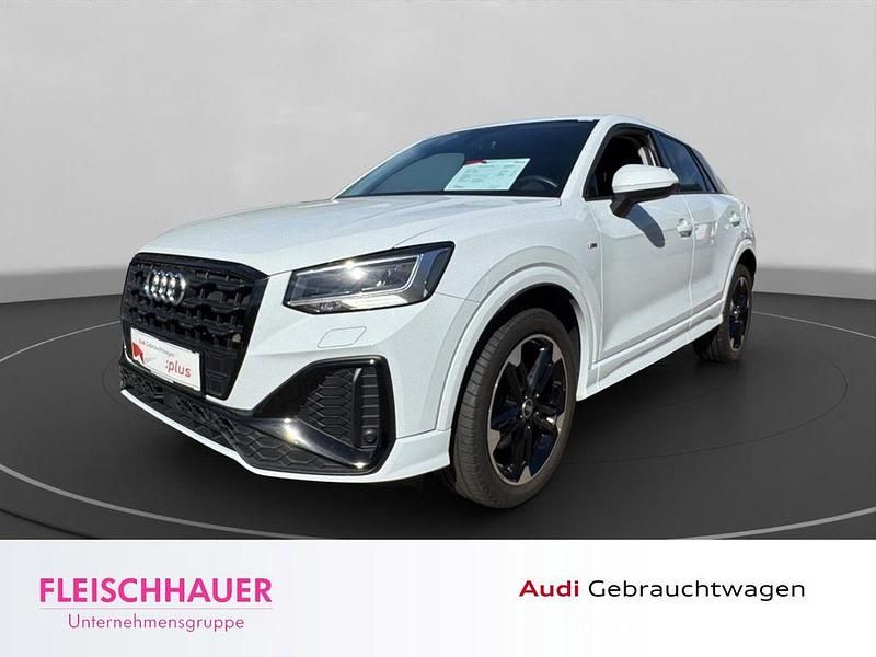 Weiss Gebraucht 2022 Audi Q2 S-Line SUV | 25.990 € (Guter Preis) - Bild 1/4