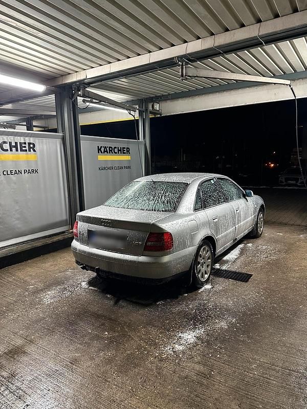 Gebraucht Audi A4 S-Line 150 PS (110 kW) 1999 Silber Limousine