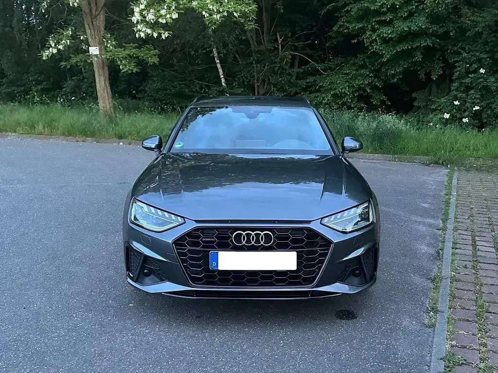 Gebraucht Audi A4 S-Line 204 PS (150 kW) 2021 Grau Kombi