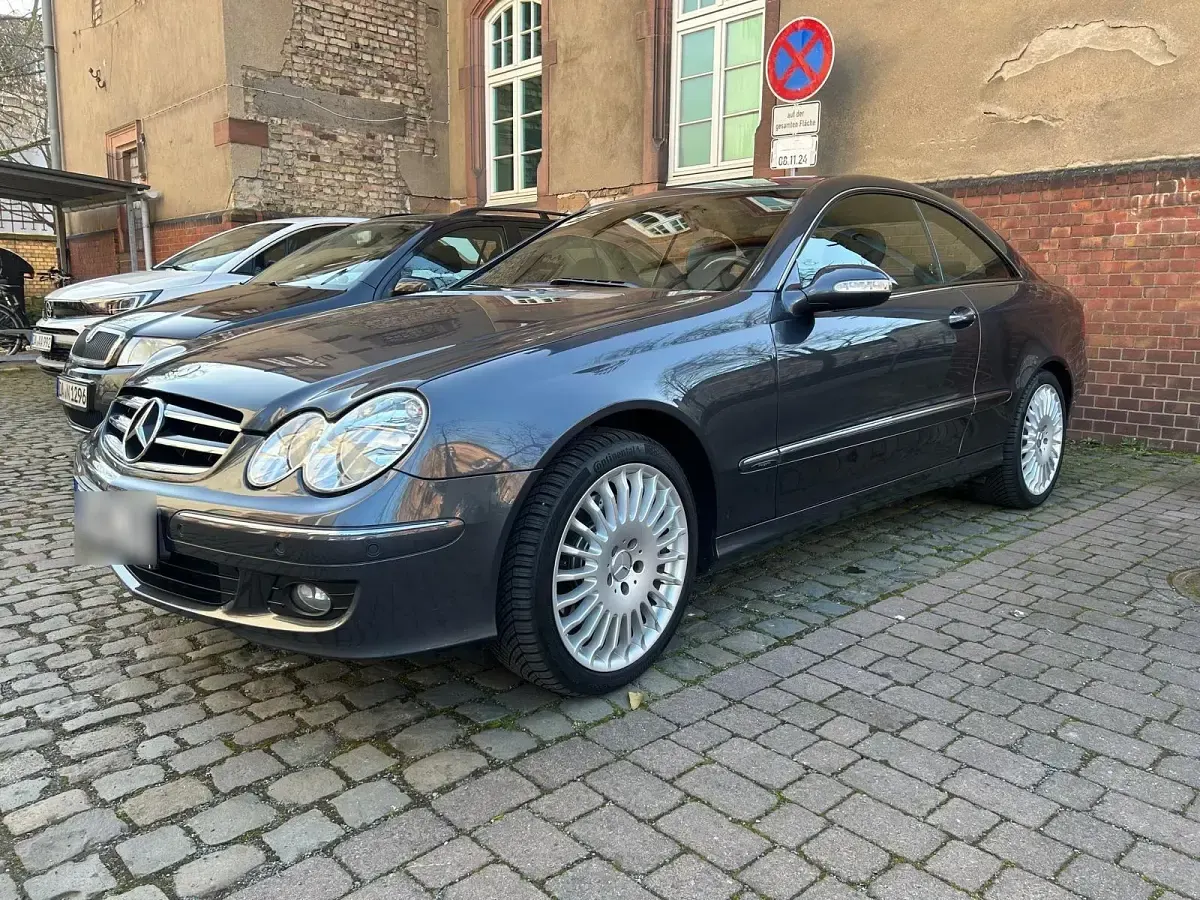 Gebraucht Mercedes CLK200 Avantgarde 184 PS (135 kW) 2008 Grau Coupé