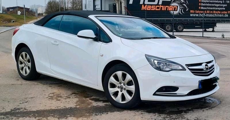 Gebraucht Opel Cascada Innovation 170 PS (125 kW) 2017 Weiß Cabrio