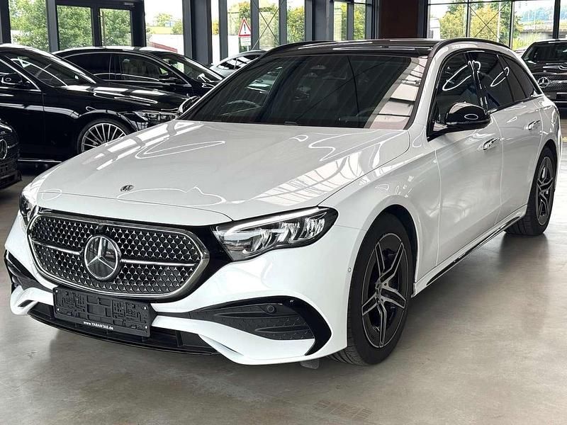 Weiß Gebraucht 2024 Mercedes E300 Advanced Kombi | 55.900 € (Guter Preis) - Bild 1/4