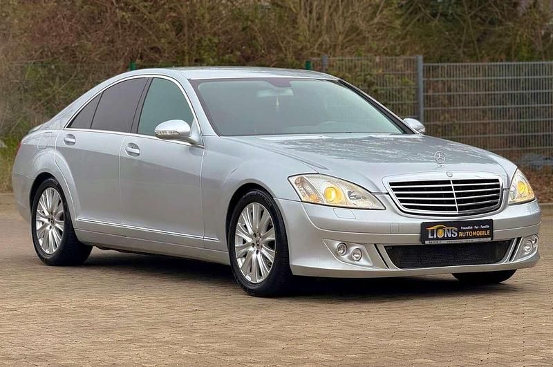 Silber Gebraucht 2006 Mercedes S350 Limousine | 11.490 € (Fairer Preis) - Bild 1/4