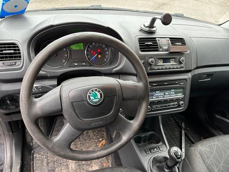 Gebraucht Skoda Roomster 86 PS (63 kW) 2012 Schwarz Van / Kleinbus