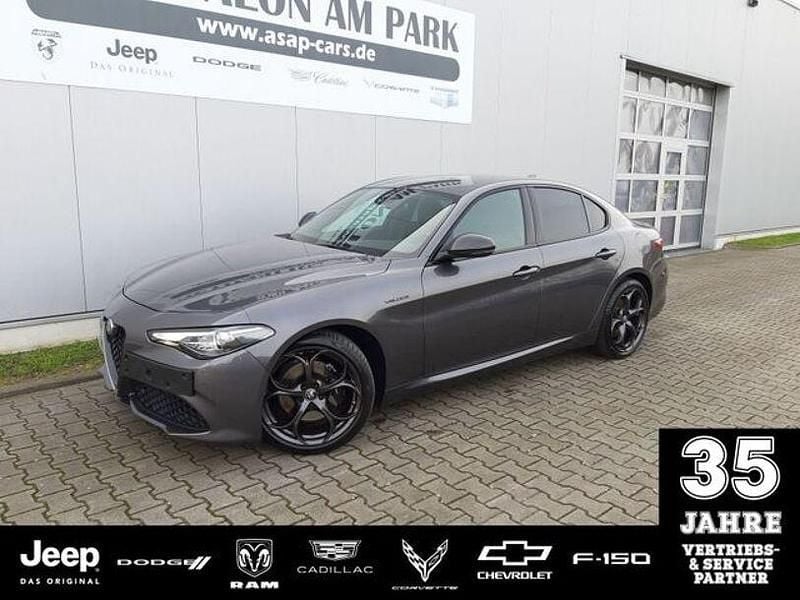 Grau Gebraucht 2022 Alfa Romeo Giulia Veloce Limousine | 31.890 € (Guter Preis) - Bild 1/4