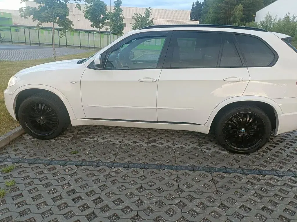 Gebraucht BMW X5 306 PS (225 kW) 2010 Weiß SUV