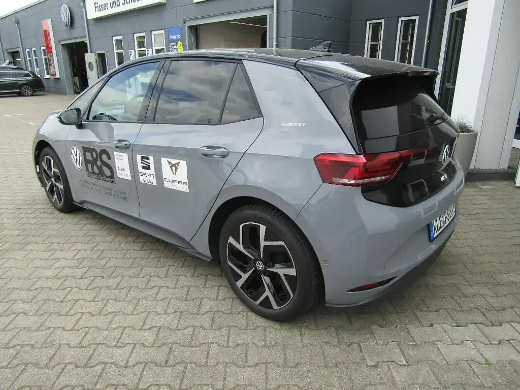 Gebraucht VW ID.3 Pro 169 kW (231 PS) 2026 Grau Kleinwagen