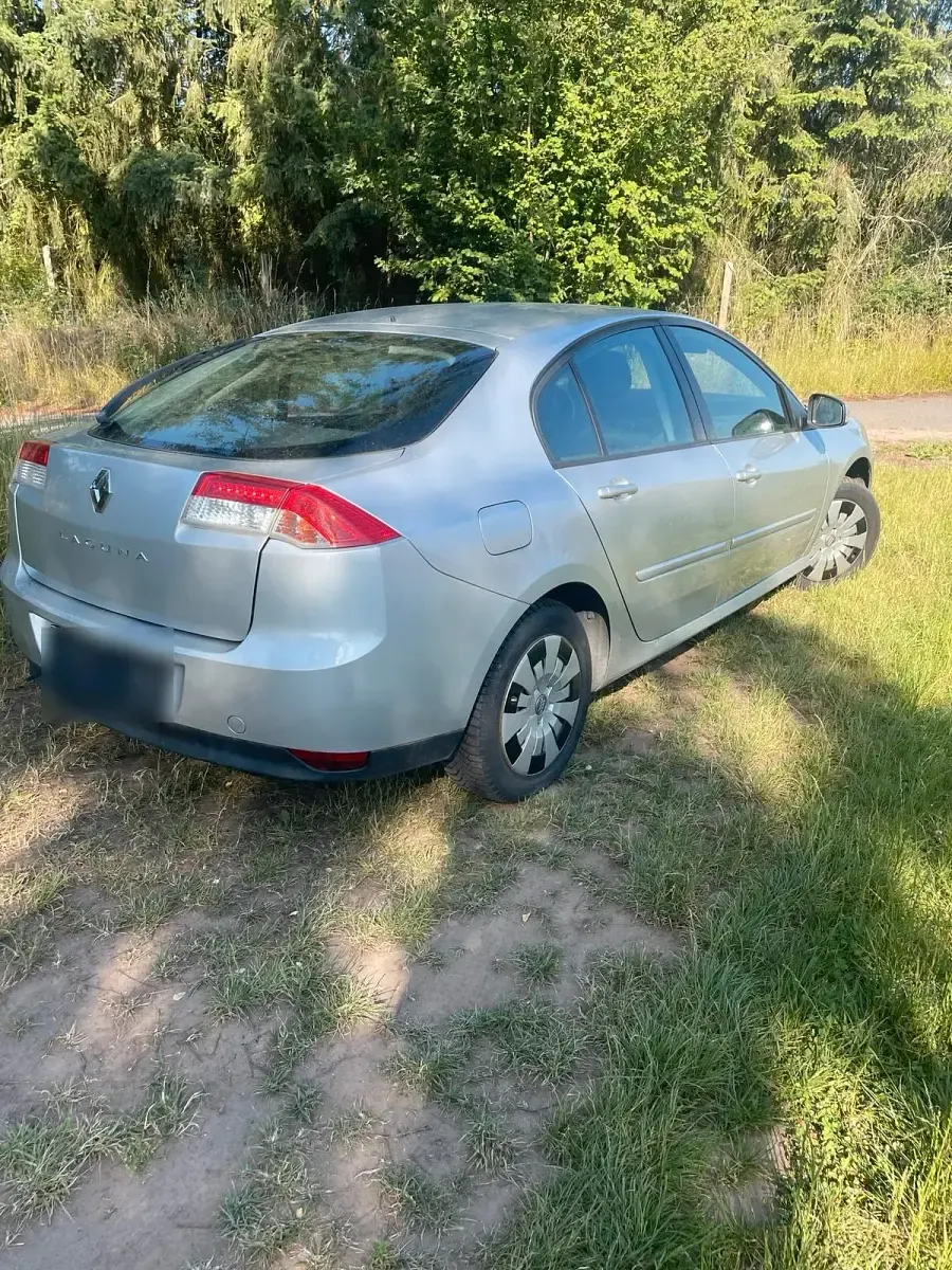 Gebraucht Renault Laguna III 140 PS (102 kW) 2008 Silber Limousine