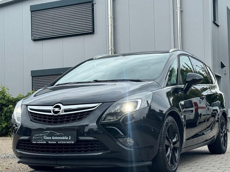 Gebraucht Opel Zafira Tourer Business Innovation 170 PS (125 kW) 2015 Schwarz Van / Kleinbus