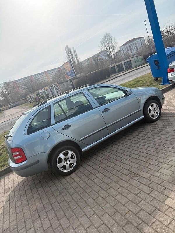 Gebraucht Skoda Fabia 75 PS (55 kW) 2002 Blau Kombi
