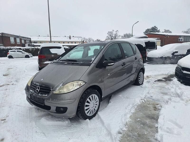 Grau Gebraucht 2007 Mercedes A150 Limousine | 2.450 € (Fairer Preis) - Bild 1/4