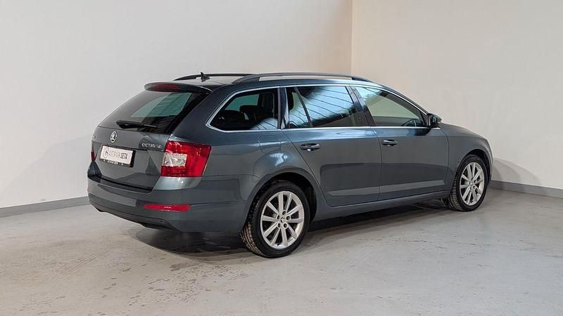 Gebraucht Skoda Octavia Ambition 110 PS (80 kW) 2017 Grau Kombi