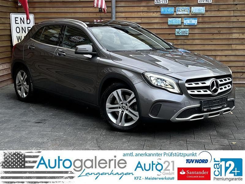 Grau Gebraucht 2019 Mercedes GLA250 SUV | 24.900 € (Fairer Preis) - Bild 1/4