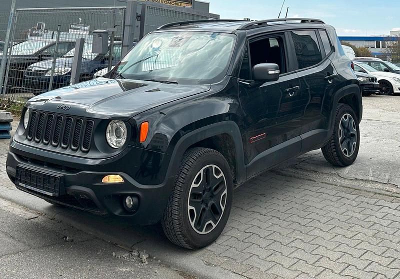 Gebraucht Jeep Renegade Trailhawk 170 PS (125 kW) 2014 Schwarz SUV