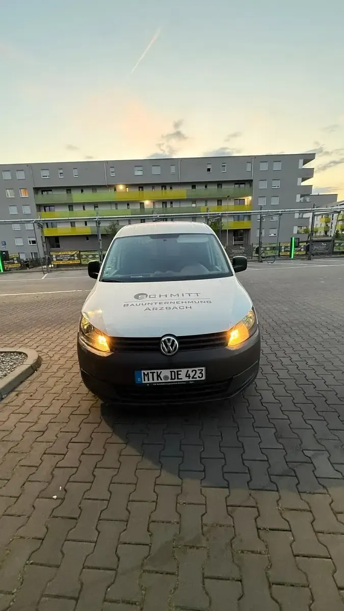Gebraucht VW Caddy 102 PS (75 kW) 2011 Weiß Van / Kleinbus