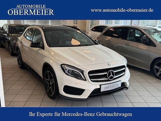 Weiß (calcitweiss/zirrusweiss) Gebraucht 2016 Mercedes GLA200 AMG SUV | 23.950 € (Teuer) - Bild 1/4