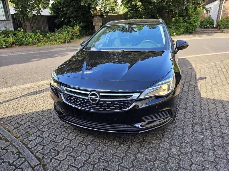Onyx schwarz Gebraucht 2019 Opel Astra Business Kombi | 7.500 € (Fairer Preis) - Bild 1/4