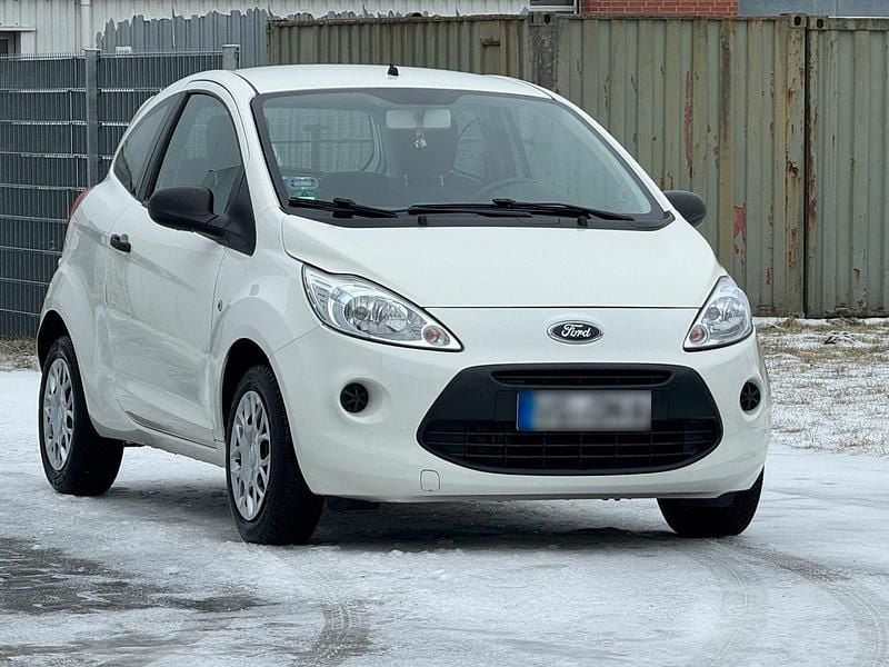 Gebraucht Ford Ka 69 PS (50 kW) 2014 Weiß Kleinwagen