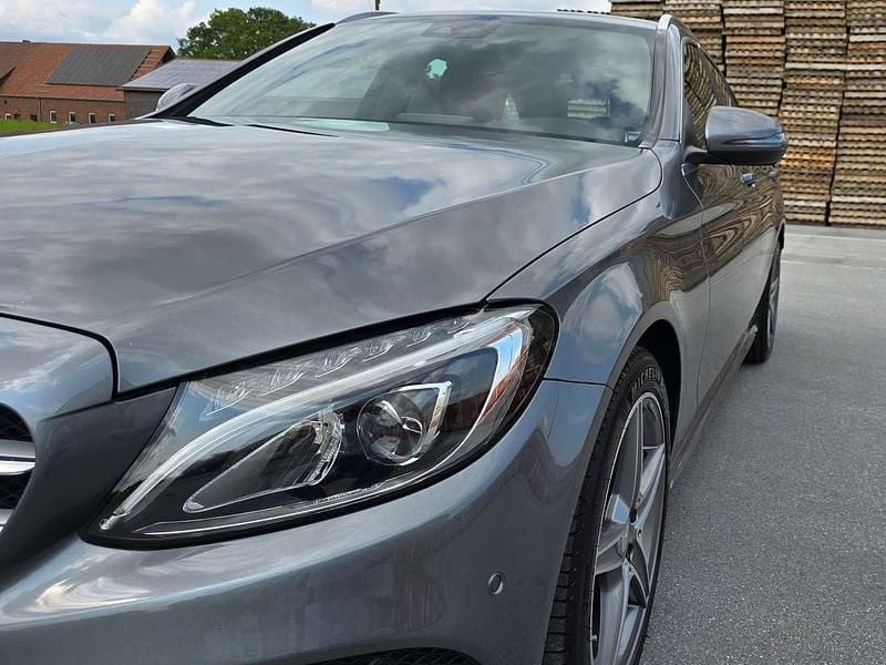 Grau Gebraucht 2017 Mercedes C400 AMG line Kombi | 23.700 € (Guter Preis) - Bild 1/4