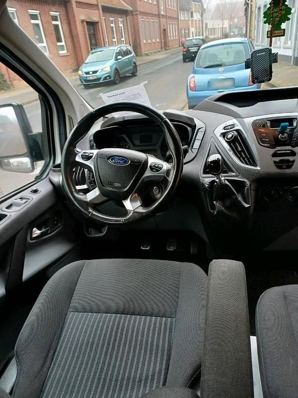 Używany Ford Transit 105 KM (77 kW) 2017 Biały Minivan