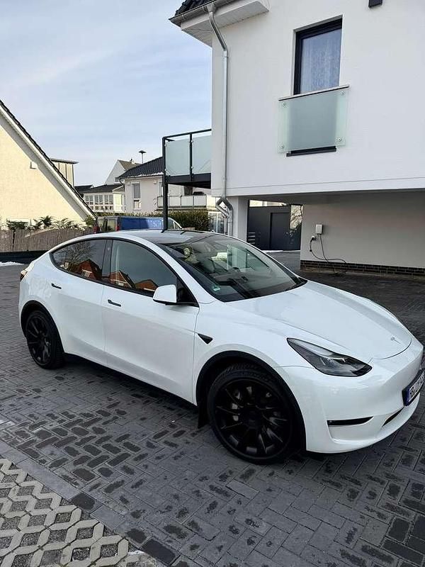 Gebraucht Tesla Model Y 378 kW (514 PS) 2023 Weiß SUV